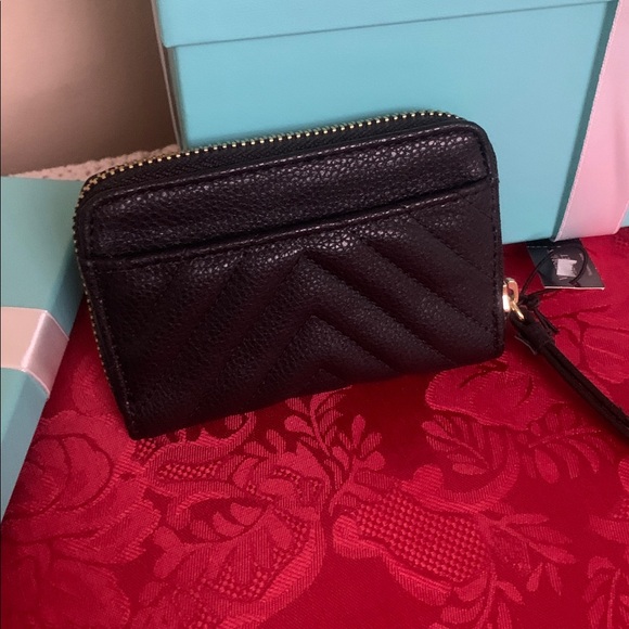 Victoria's Secret Black Textured Card Holder - Picture 3 of 4